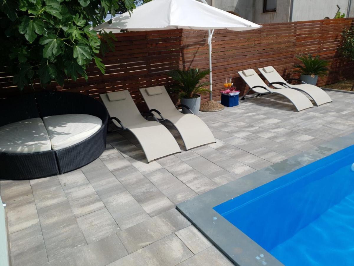 LoborikaApartmans Dina And Hana Radeki Polje 50公寓 外观 照片