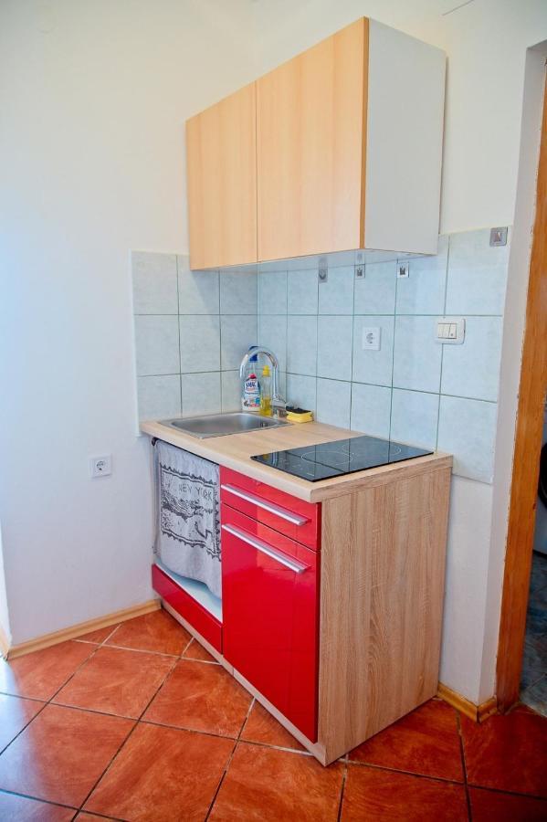 LoborikaApartmans Dina And Hana Radeki Polje 50公寓 外观 照片