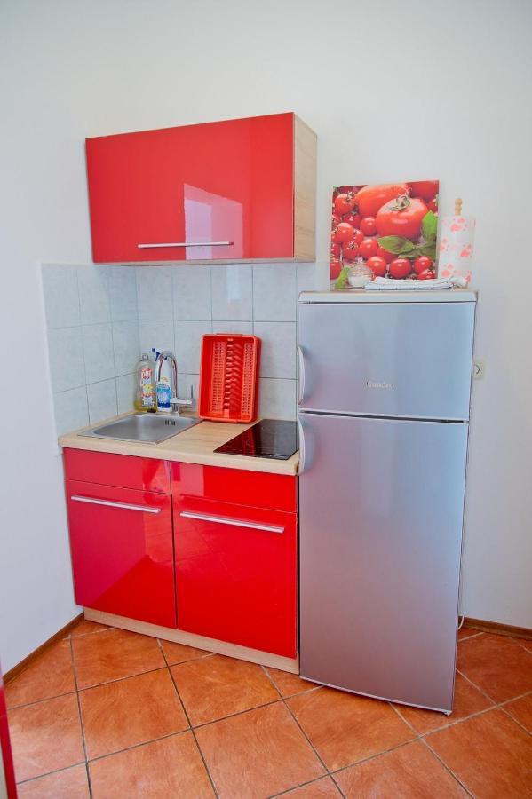 LoborikaApartmans Dina And Hana Radeki Polje 50公寓 外观 照片