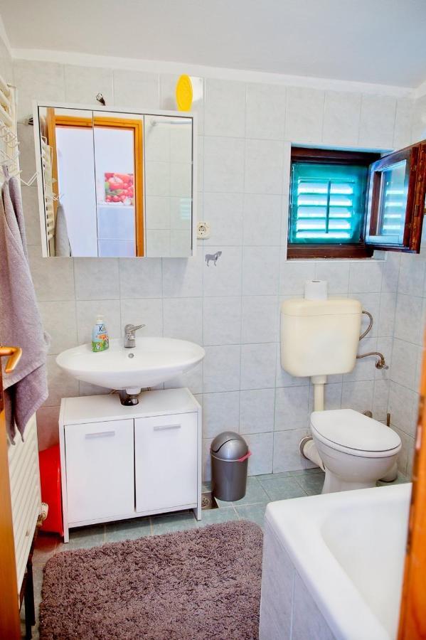 LoborikaApartmans Dina And Hana Radeki Polje 50公寓 外观 照片