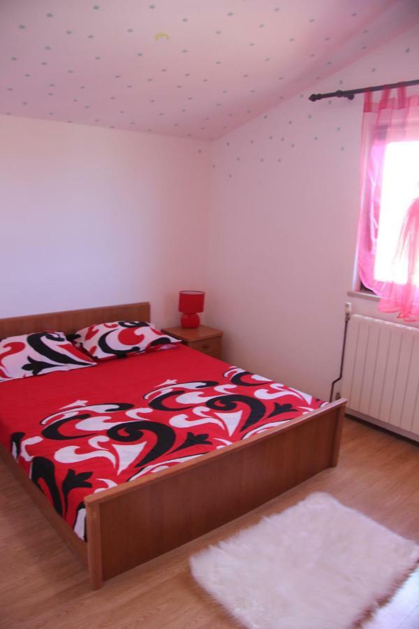 LoborikaApartmans Dina And Hana Radeki Polje 50公寓 外观 照片