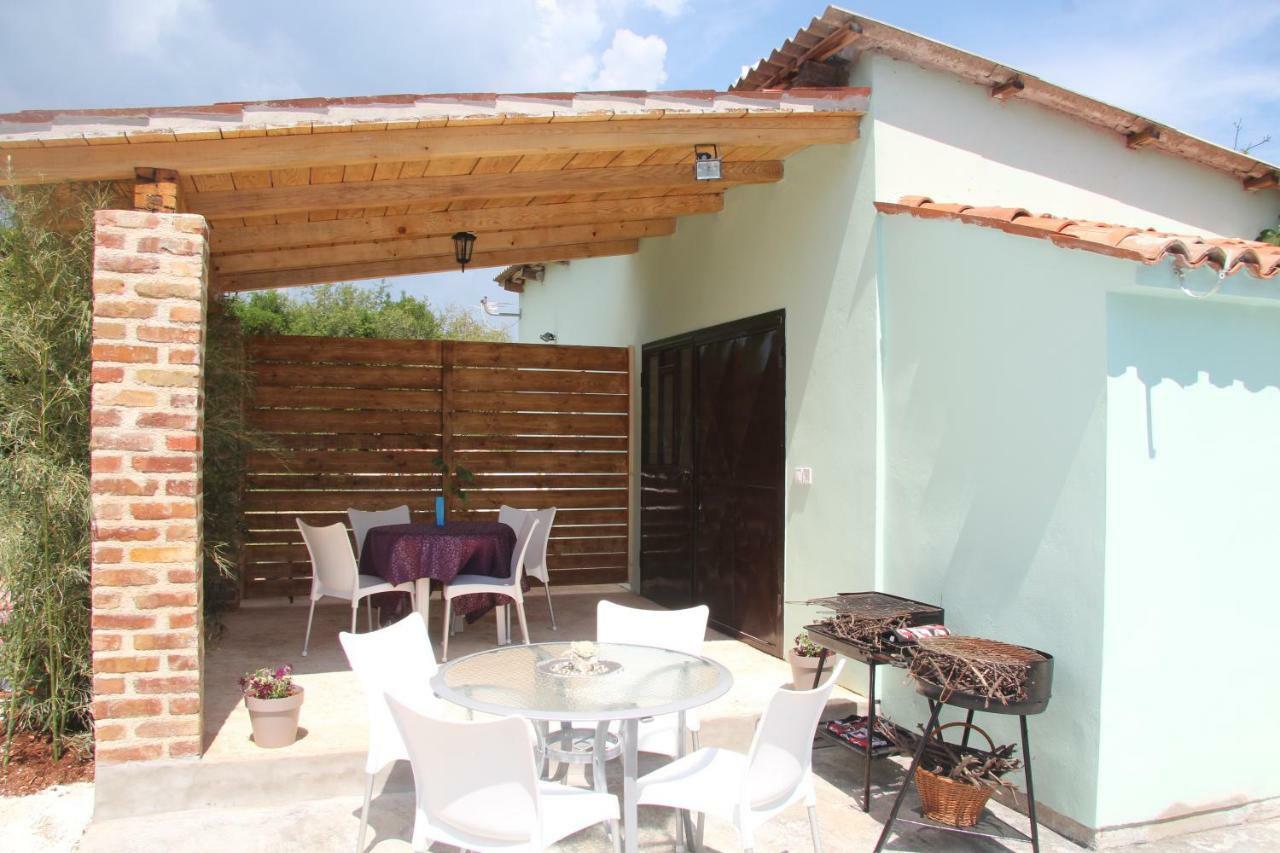 LoborikaApartmans Dina And Hana Radeki Polje 50公寓 外观 照片